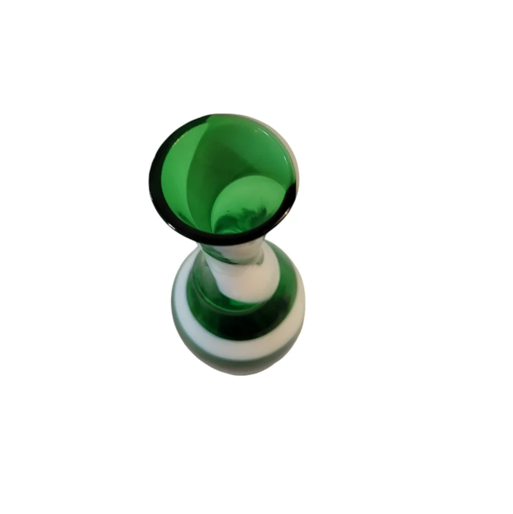 Vintage Art Glass Bud Vase Swirl